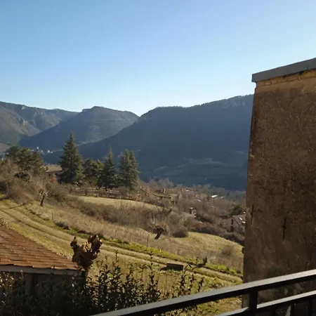 Maison De La Via Ferrata Mostuéjouls